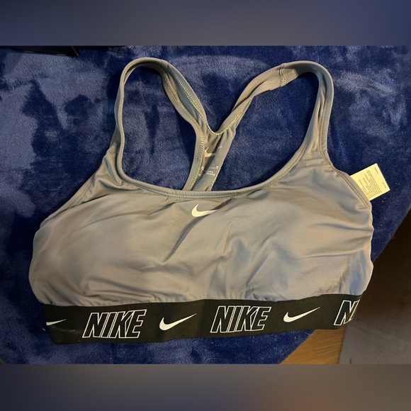 Nike Other - Nike women’s sports bra, grey, medium